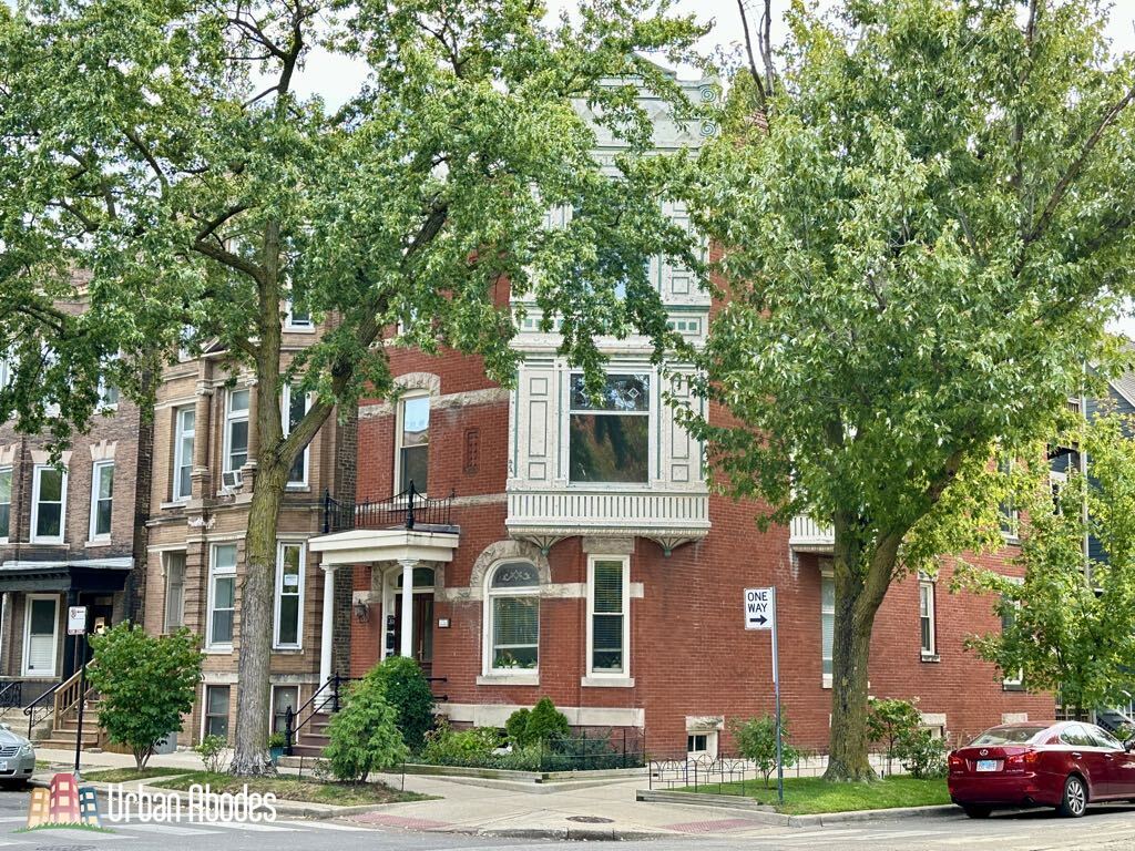 Primary Photo - 3358 N Seminary Ave