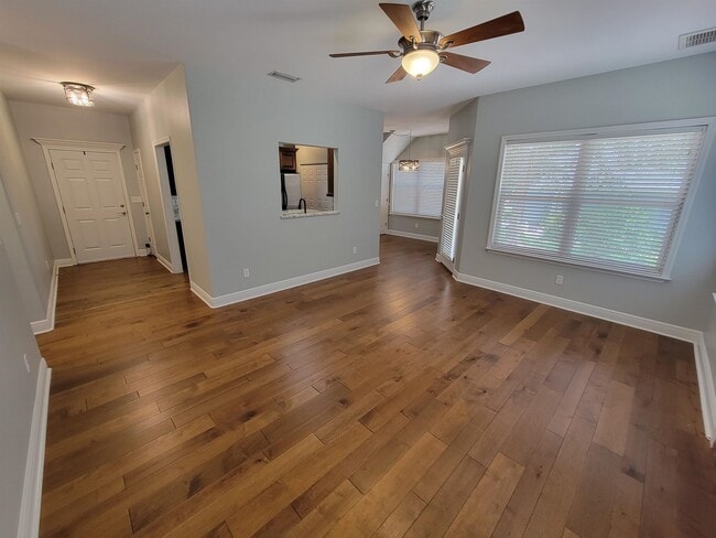 Building Photo - 1120 Archangel Way