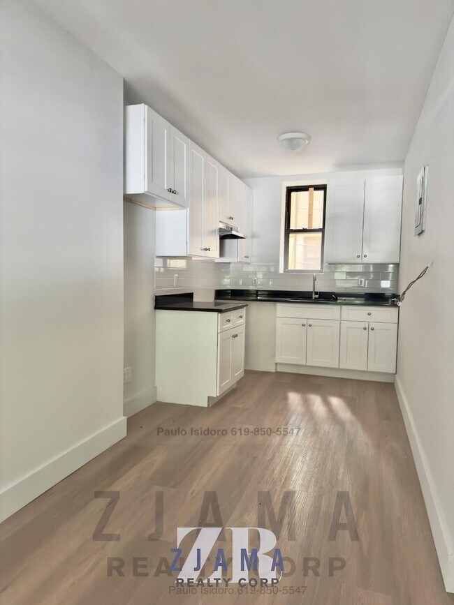 Foto del edificio - 152 Parkside Ave