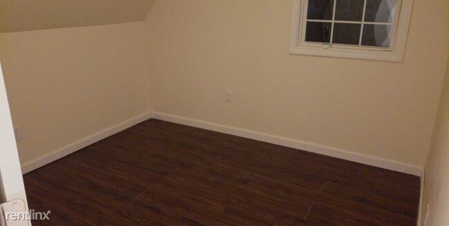 Foto del edificio - 2 br, 2 bath House - 39 Briggs Lane