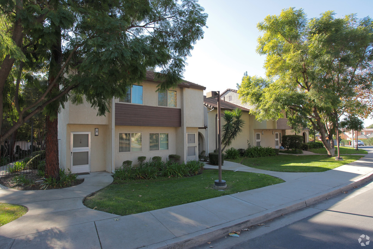 Foto del edificio - Leggett Court Apartments