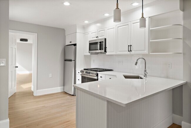 Foto del edificio - 64 Trenton St