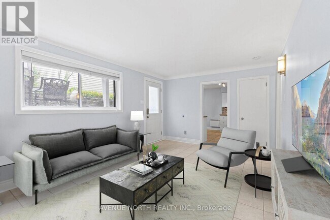 Building Photo - 1217 Willowdale Ave