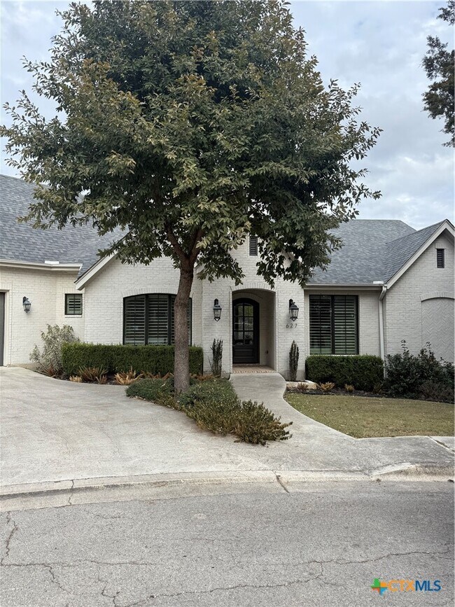 Building Photo - 627 Mission View Ct