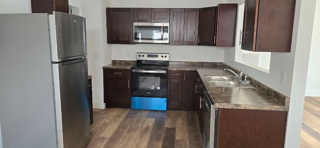 Building Photo - 3991 Mt Moriah Dr