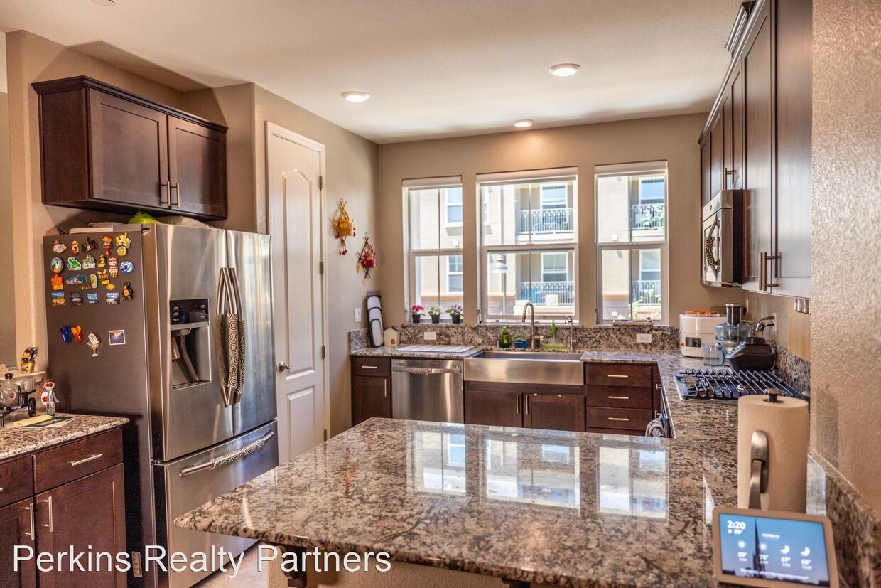 Primary Photo - 3 br, 3 bath House - 526 Barcelona Loop