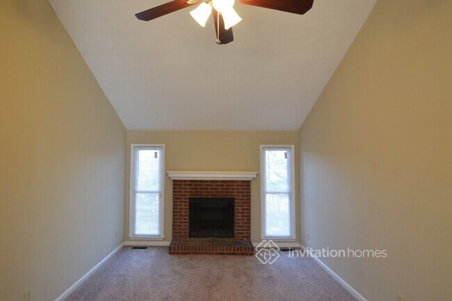 Foto del edificio - 2653 Laurel View Dr