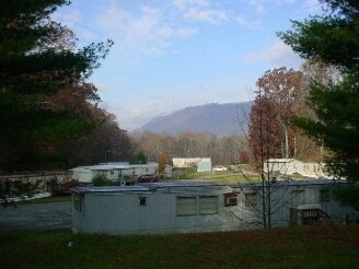 Foto del edificio - Pinewood Mobile Home Park