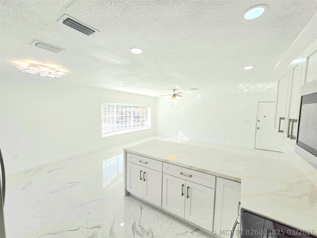 Foto del edificio - 1848 NW 55th Ave