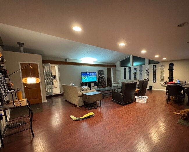 Building Photo - Mid Century Modern 3BD/2BA Arvada Home! Available 7/3/26!