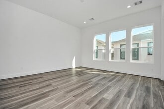 Building Photo - 1507 Robin St