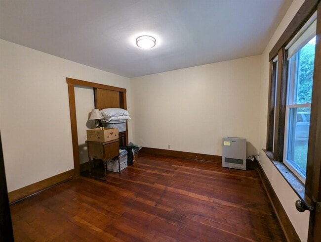 Building Photo - 129 Green St