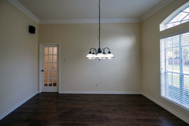 Foto del edificio - 4BR SFR • Walk-In Pantry • Fenced Yard in Coventry