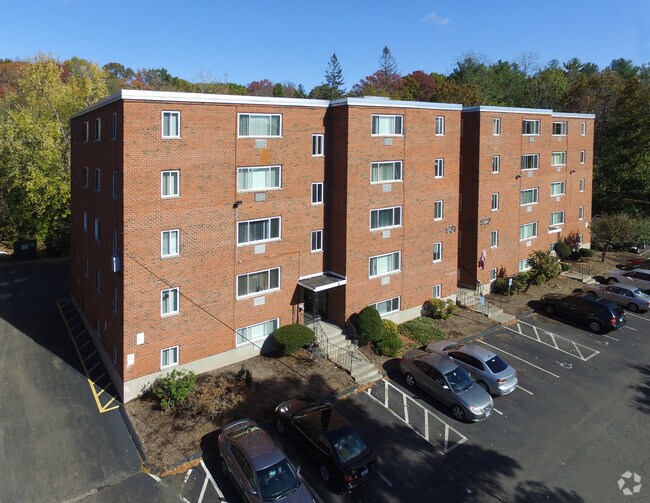 Main Place Apartments Rentals New Britain, CT