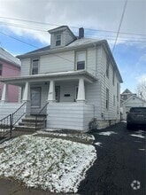 Building Photo - 225 Hill Ave