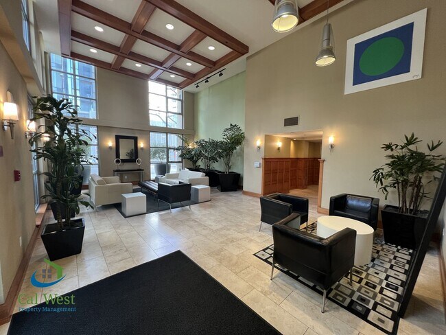 Foto del edificio - $2895-7th Floor 1 Bd/1 Ba Executive Condo in Beautiful Luxury Complex/City Heights