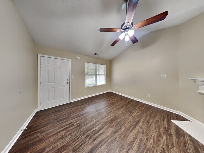 Foto del edificio - 9135 Jefferson Village Dr SW