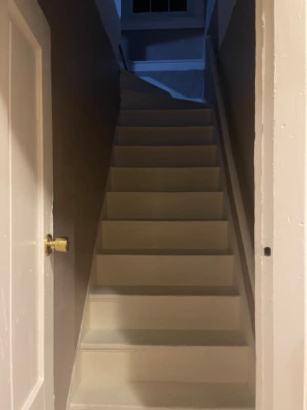 Building Photo - 327 Crestline Ave