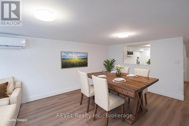 Photo du bâtiment - 2137 Mt Forest Dr