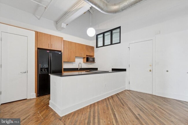 Foto del edificio - 200 Lincoln Ave