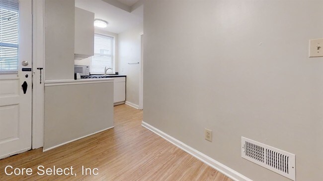Foto del edificio - 1565 Highland St