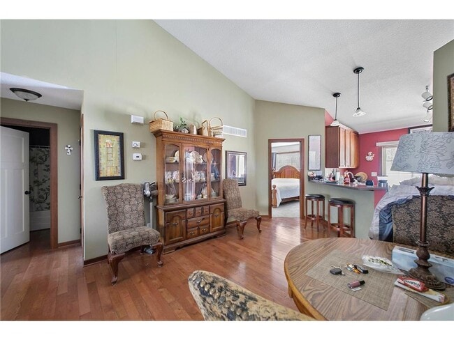 Building Photo - 1560 Lincoln Park Dr