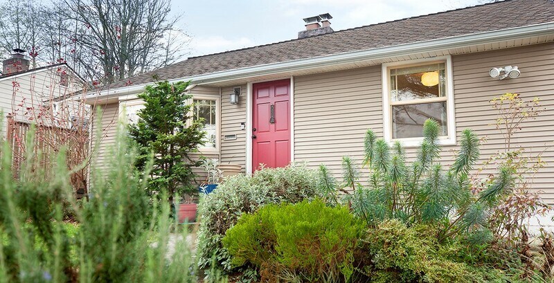 Primary Photo - 3243 22nd Ave W