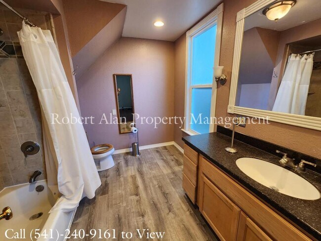 Foto del edificio - 223 NW 7th St