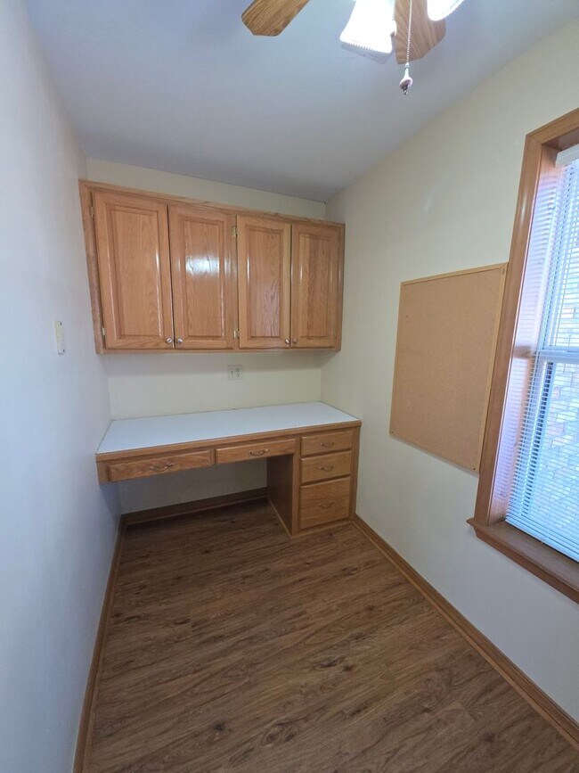 Foto del edificio - 801 S Phoenix Ave