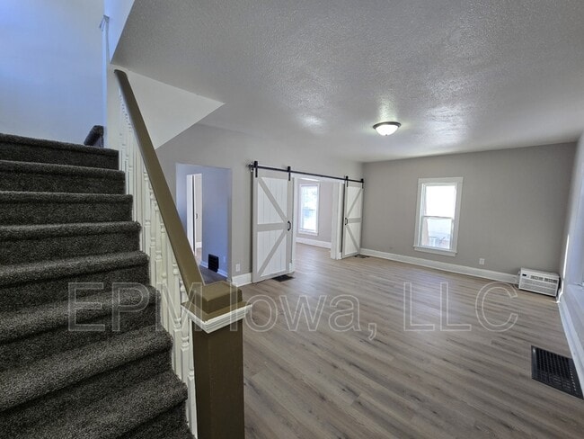 Foto del edificio - 827 Dawson St