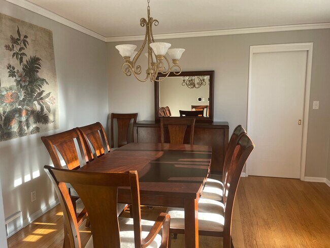 Foto del edificio - 2654 W Lynn St