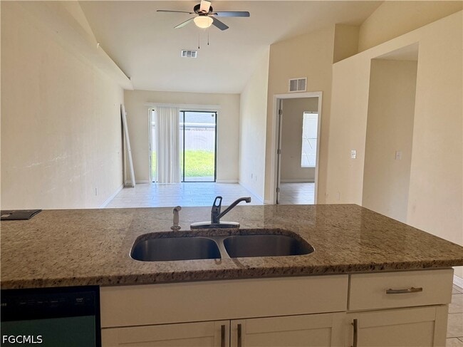 Foto del edificio - 1109 Andalusia Blvd