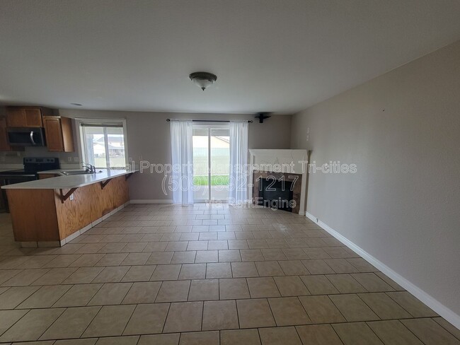 Foto del edificio - 6519 Yankee Dr