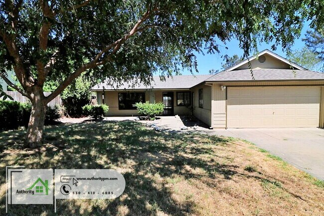 Building Photo - 3657 Santa Rosa Way