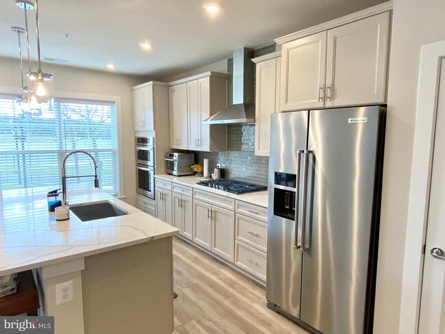 Building Photo - 106 St Ives Pl