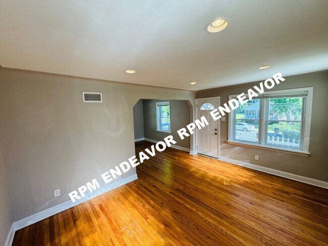 Foto del edificio - Modern Charm in University City: Your Ideal Rental Awaits!