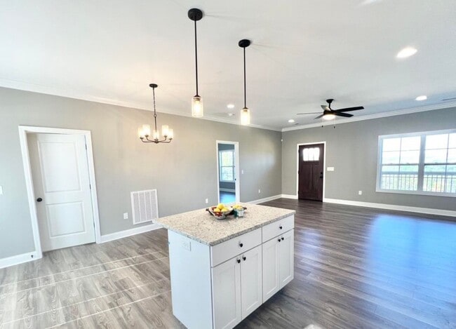 Foto del edificio - 955 Oakwood Estates Dr