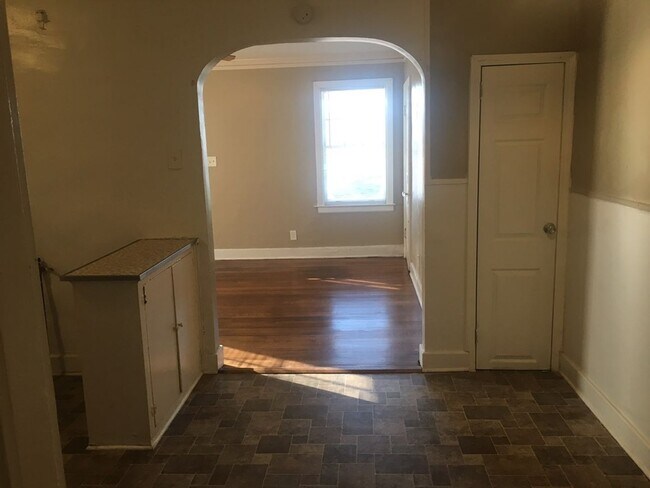 Photo - 406/408 N Bellevue Blvd Apartment