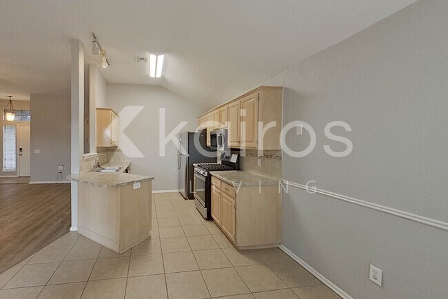 Building Photo - 448 Waterfront Dr