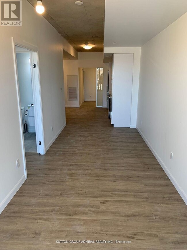 Photo du bâtiment - 7 Erie Ave