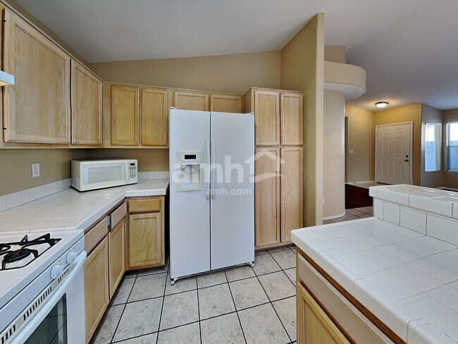 Foto del edificio - 8201 Gunther Cir