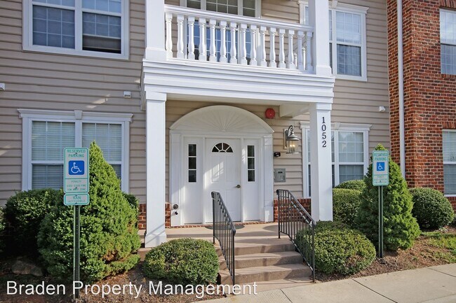 Foto del edificio - 3 br, 3 bath House - 1052 Glenwood Sta Ln ...