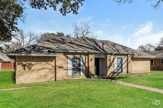 Building Photo - 621 Granada Dr