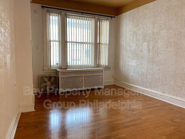 Building Photo - 4549 N 13th St