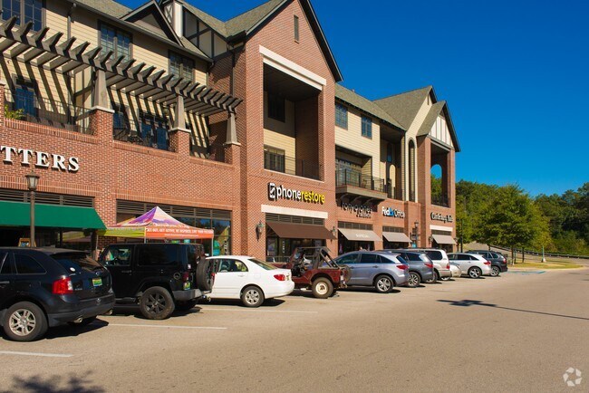 Building Photo - 2800 Cahaba Village Plz