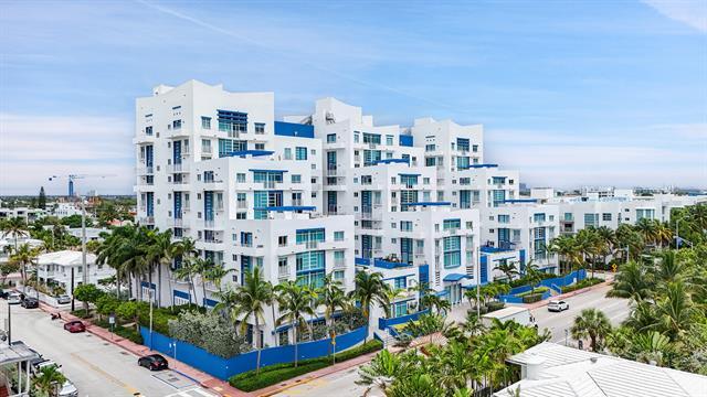 Foto del edificio - 7600 Collins Ave