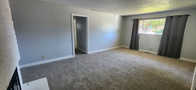 Building Photo - 3078003/37