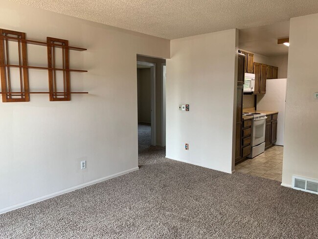 Foto del edificio - 419 Larkbunting Dr