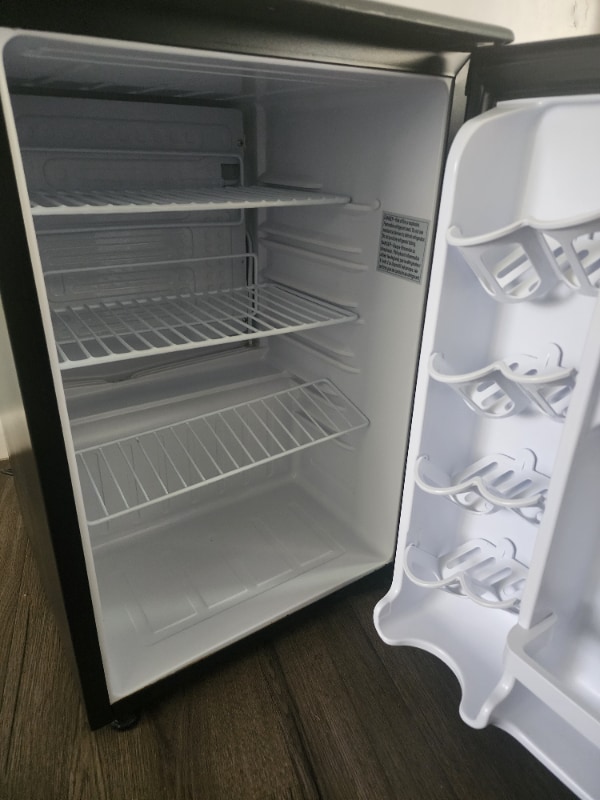 Foto del edificio - 2118 Navel Cir S