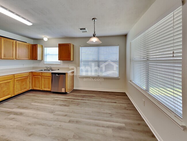 Foto del edificio - 1018 Redcrest Springs Ct